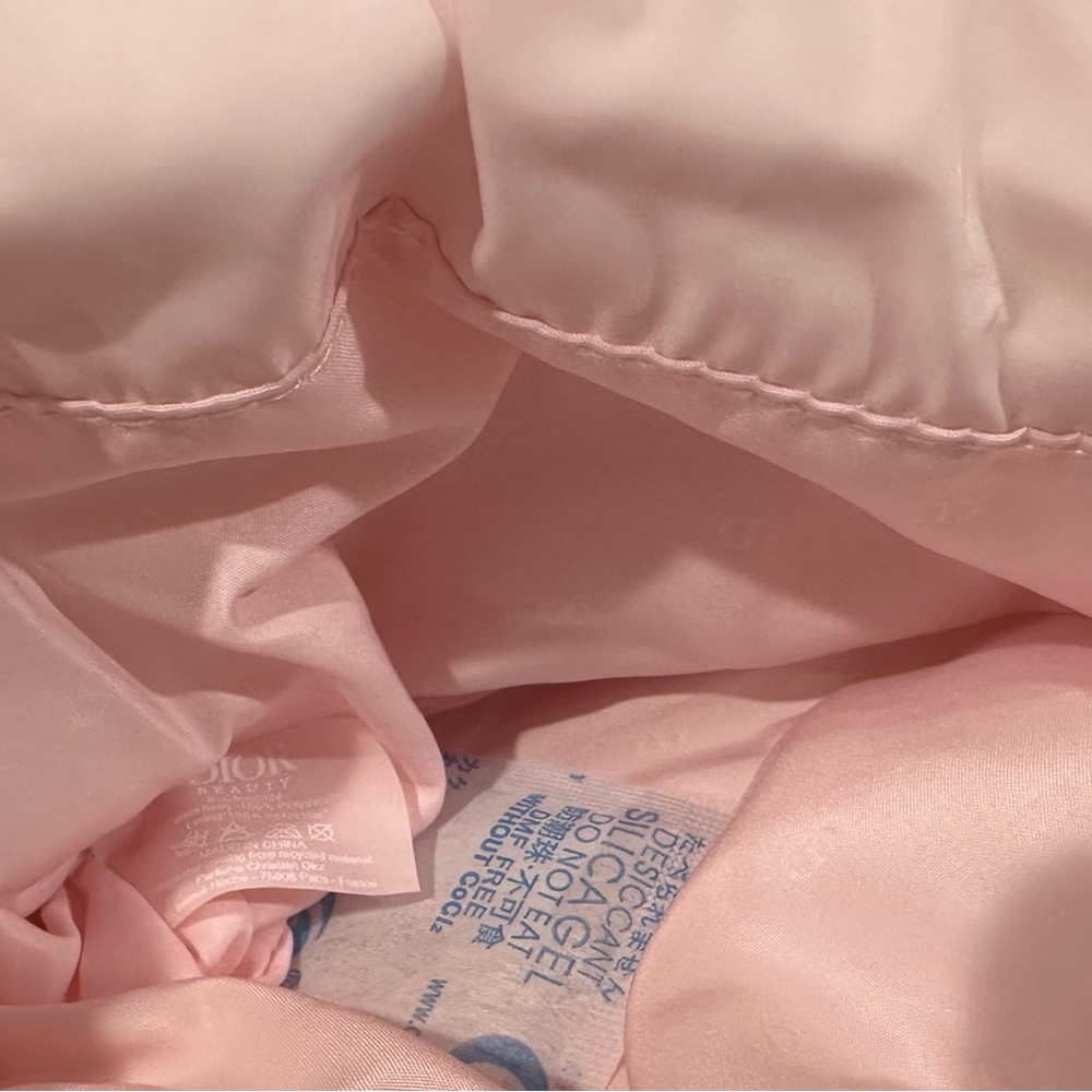 Dior Soft Pink Pouch - Picture 5 of 5